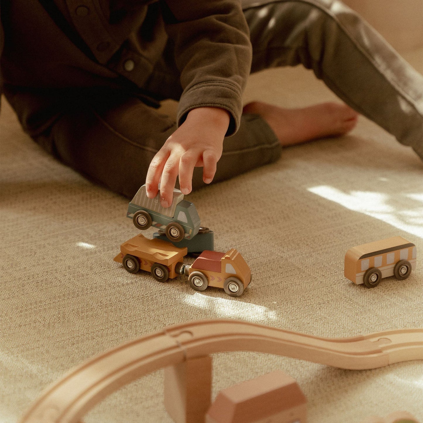 Kids Wooden Vehicle Play Set – Imaginative Transport Toy